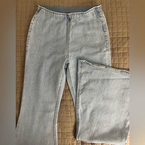 Elastic waist bell bottom jeans